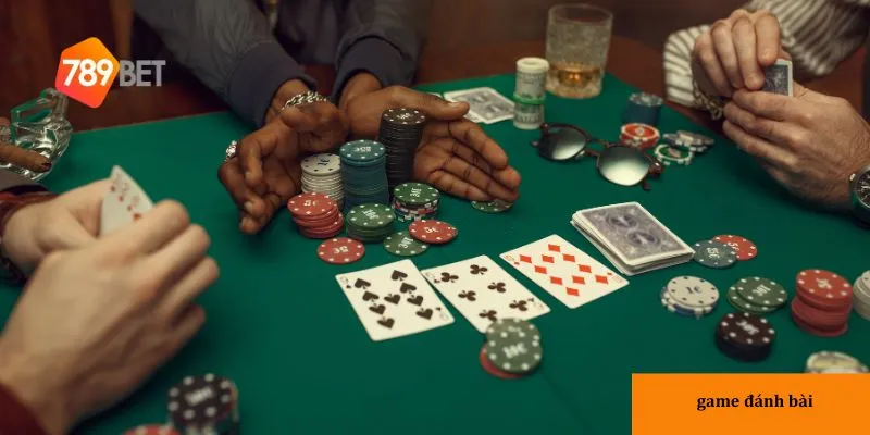 Tiến lên miền Nam thu hút nhờ sự kịch tính và phổ biến.