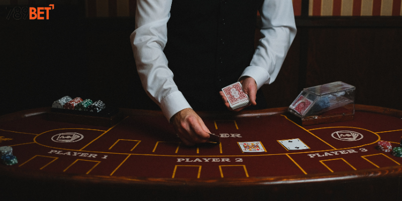 Khám phá bài Poker Stud 5 Lá cùng nhà cái