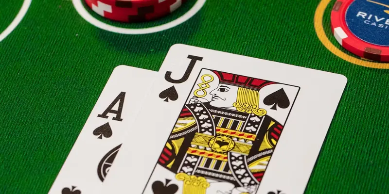 Mẹo chơi Blackjack dễ thắng - Hướng dẫn cách rút bài chuẩn xác 2 Nắm vững giá trị của từng lá bài trong Blackjack